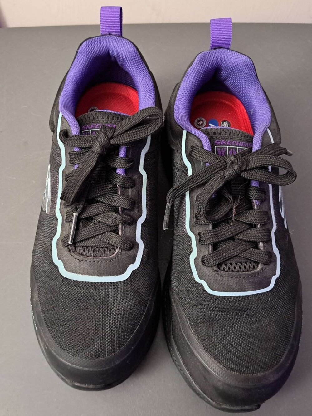 Skechers Slip Resistant and Carbon Toed Work Shoes (US 7 Women)